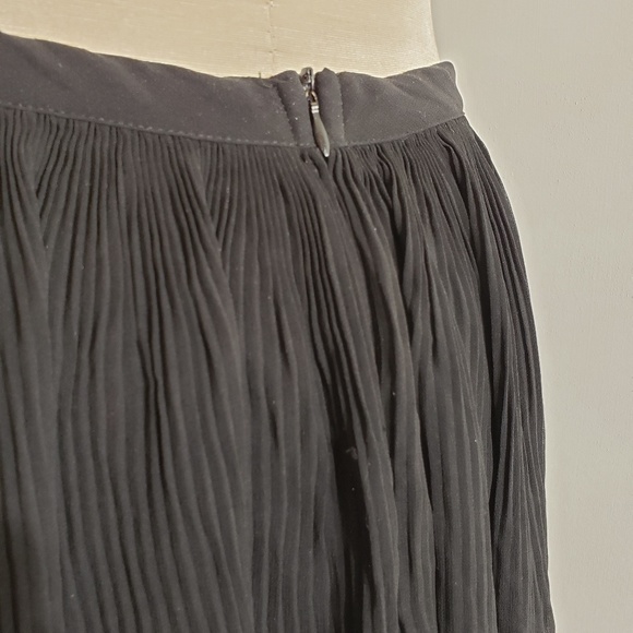 Zara Basic black pleated mini skirt size XS - Picture 4 of 8
